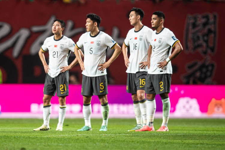 北青體育：受傷國腳今日接受進(jìn)一步檢查，不排除補招其他球員可能