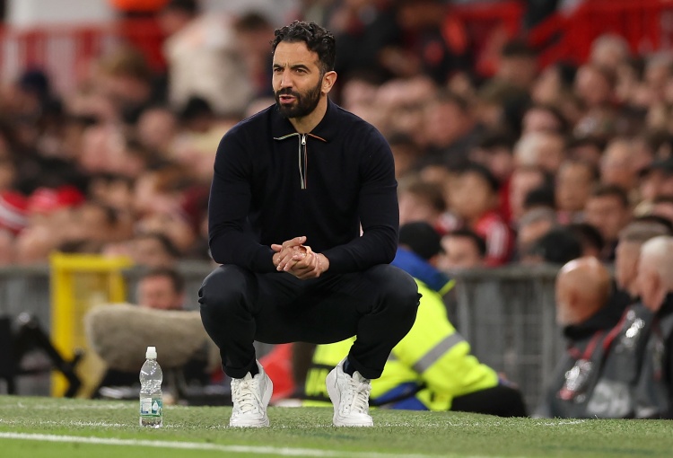 電訊報：球員薪資與場(chǎng)上表現脫節，曼聯(lián)或將進(jìn)一步削減工資支出