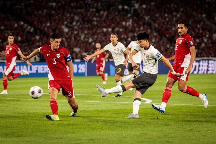 范曉冬：王鈺棟戰印尼敢打敢拼亮點(diǎn)十足 他的成長(cháng)史值得借鑒