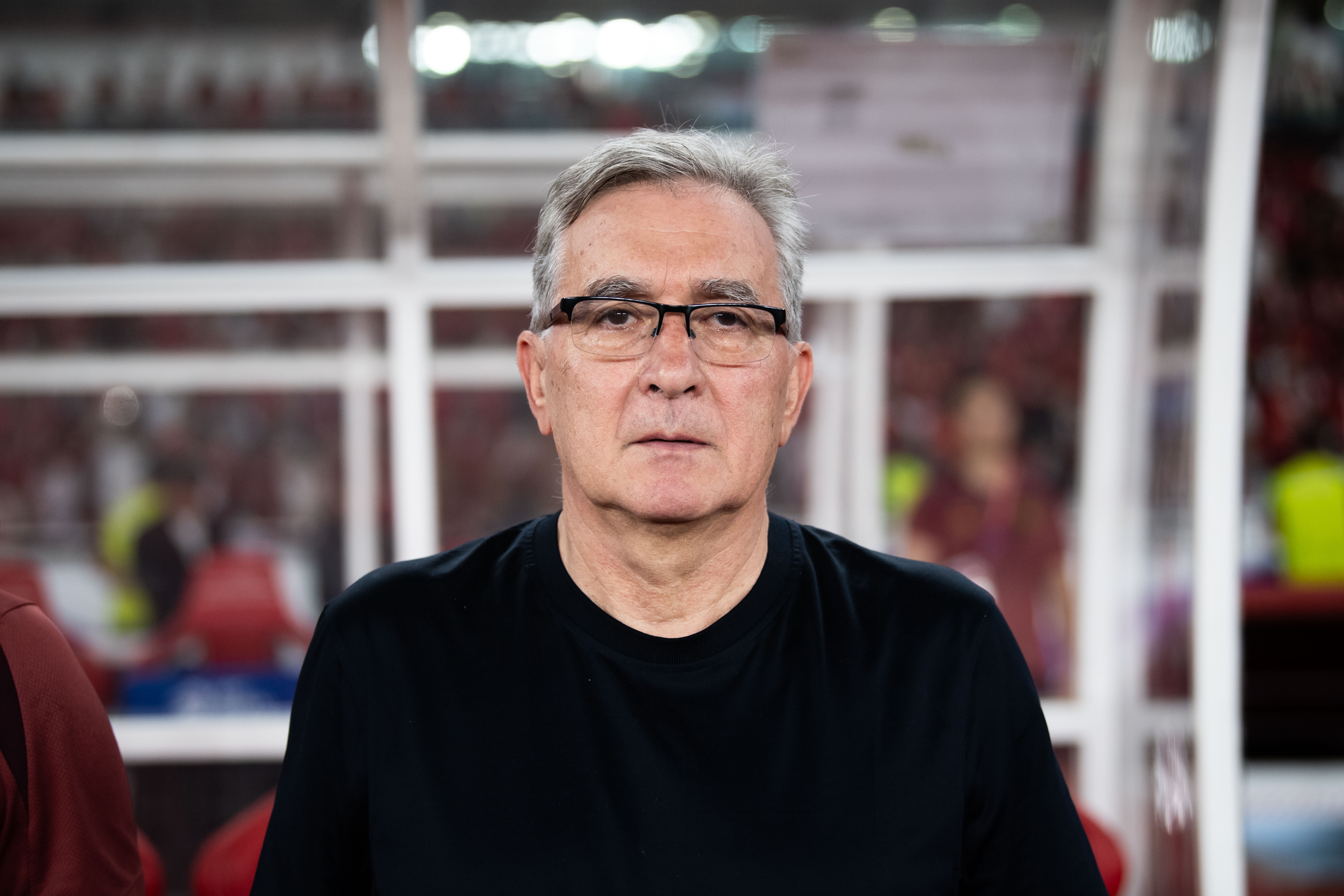 ??不招后衛？國足補招2名前鋒，后防傷2大主力+右后衛僅楊澤翔