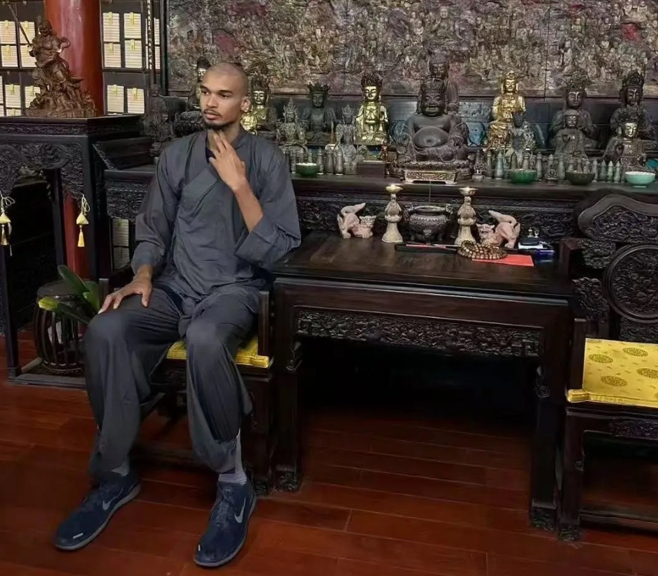 ??真的假的？馬刺博主：文班將在中國少林寺進(jìn)行10天閉關(guān)修行