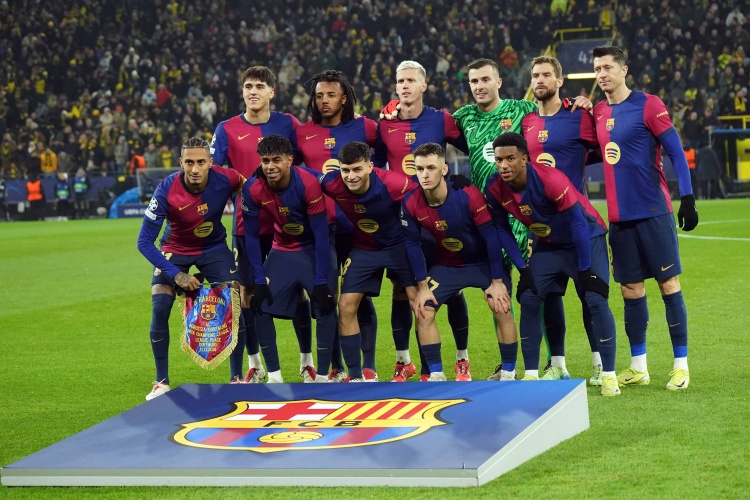 阿斯報：奪得三個(gè)冠軍，巴薩一線(xiàn)隊員工每人將獲3萬(wàn)歐稅前獎金