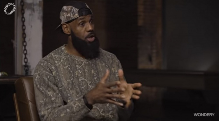 詹姆斯：美國人只說(shuō)自己來(lái)自于哪個(gè)城市 其他國家的人更以國為榮