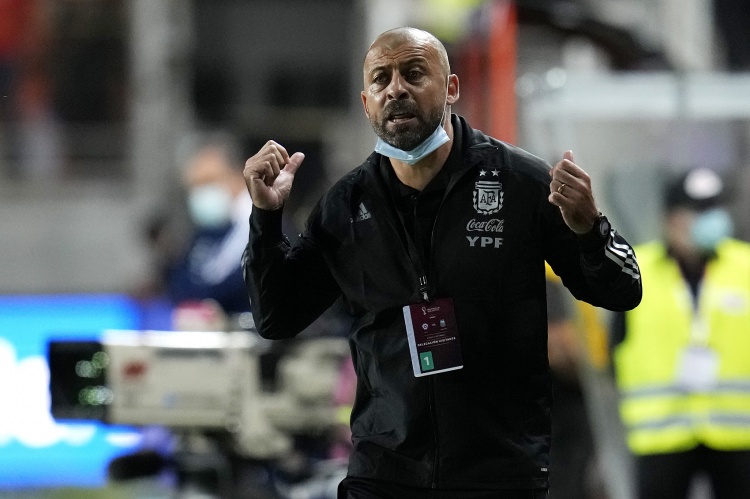 記者：斯卡洛尼確認薩穆埃爾將留在阿根廷隊，不會(huì )加入國米教練組