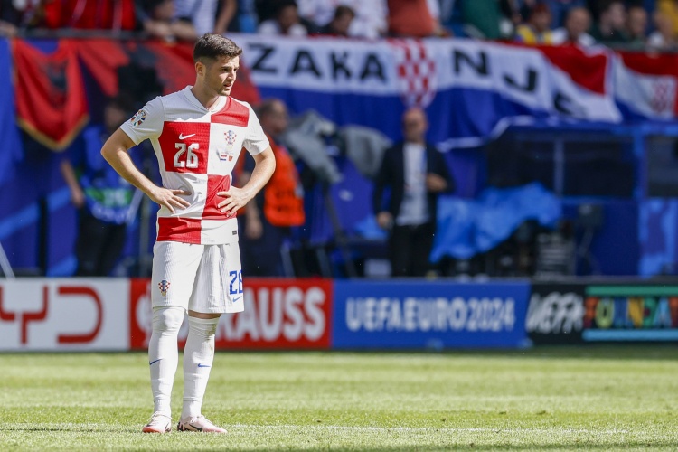 羅馬諾：科莫繼續和薩格勒布迪納摩談巴圖里納，交易順利推進(jìn)中