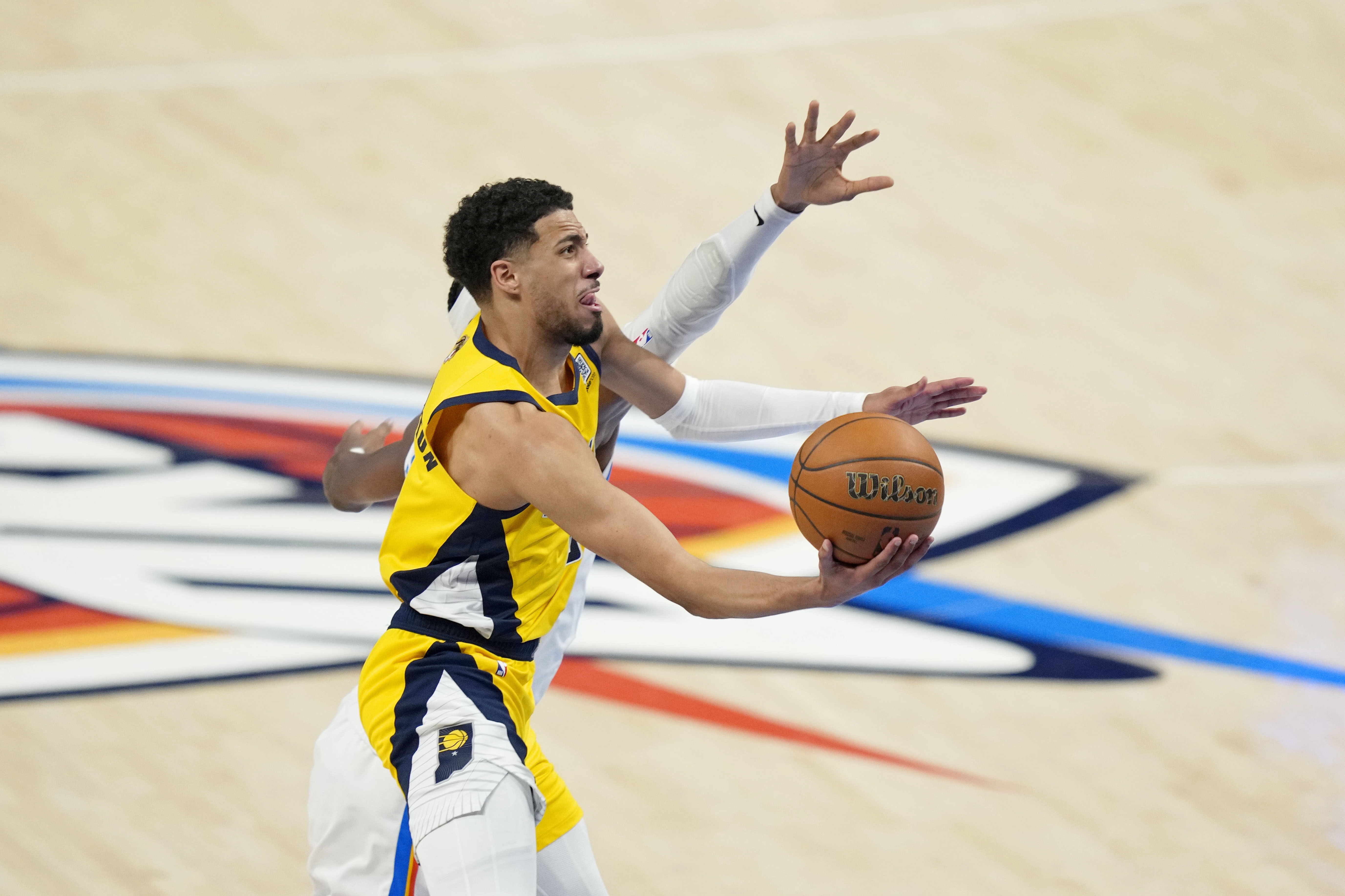 哈利：我們的目標是爭取在客場(chǎng)贏(yíng)一場(chǎng)&打成平局 現在我們贏(yíng)下了G1