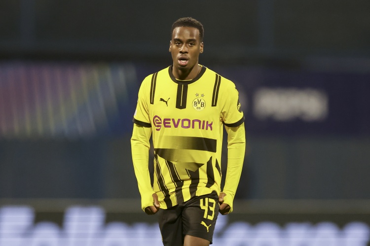 羅馬諾：邁尼昂交易告吹后，切爾西還在談吉滕斯