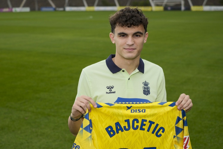 回聲報：腿筋受傷接受手術(shù)，巴伊切蒂奇想參加季前賽需和時(shí)間賽跑