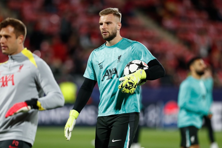 郵報：阿賈克斯有意租借利物浦三門(mén)雅羅斯，后者可能投奔海廷加