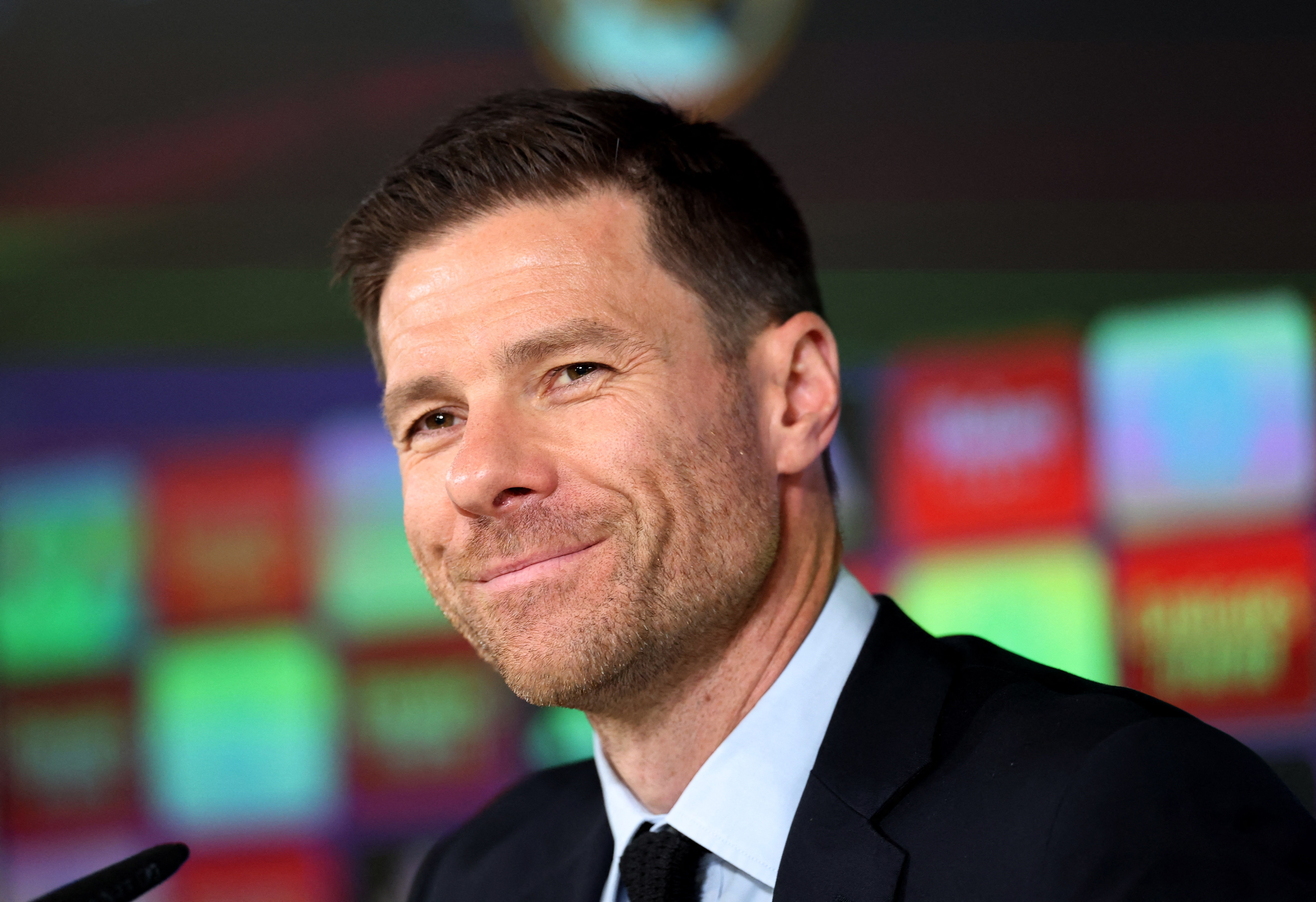 馬卡：阿隆索作為皇馬新帥開(kāi)始首堂訓練，訓練內容集中在出球方面