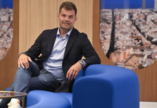 巴薩青訓主管：亞馬爾球衣銷(xiāo)量遙遙領(lǐng)先，梅西之后巴薩需要新旗幟