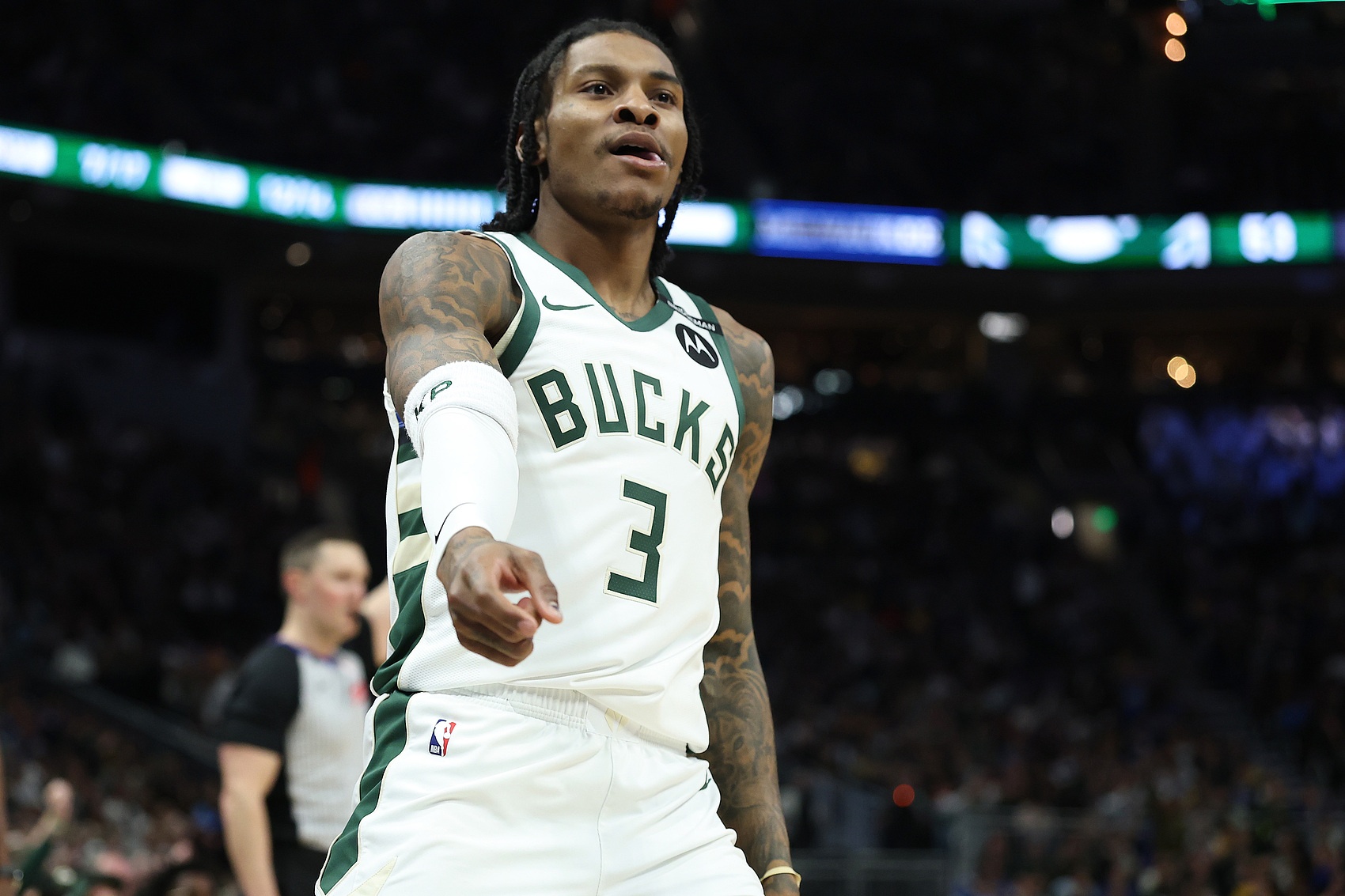 場(chǎng)均20分鐘12+4+4??小凱文-波特預計將拒絕執行255萬(wàn)球員選項