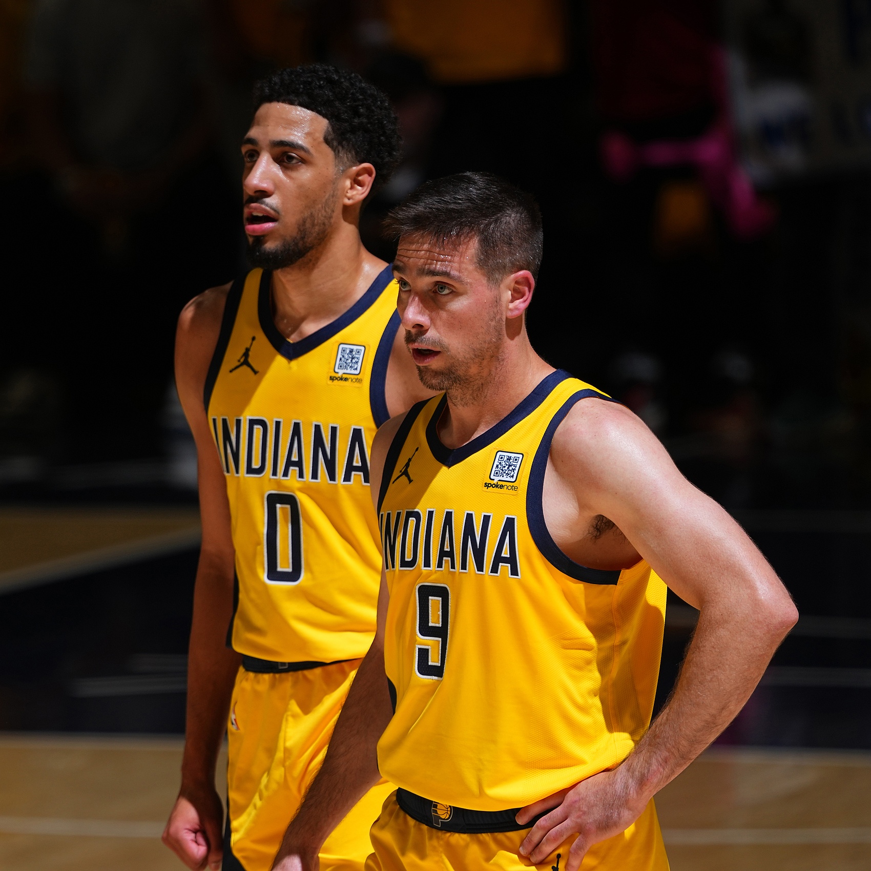 哈利伯頓：麥康納的表現意義非凡 他的故事簡(jiǎn)直讓人難以置信