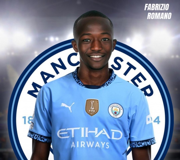 記者：巴黎18歲前鋒桑加雷自由身加盟曼城，簽約5年