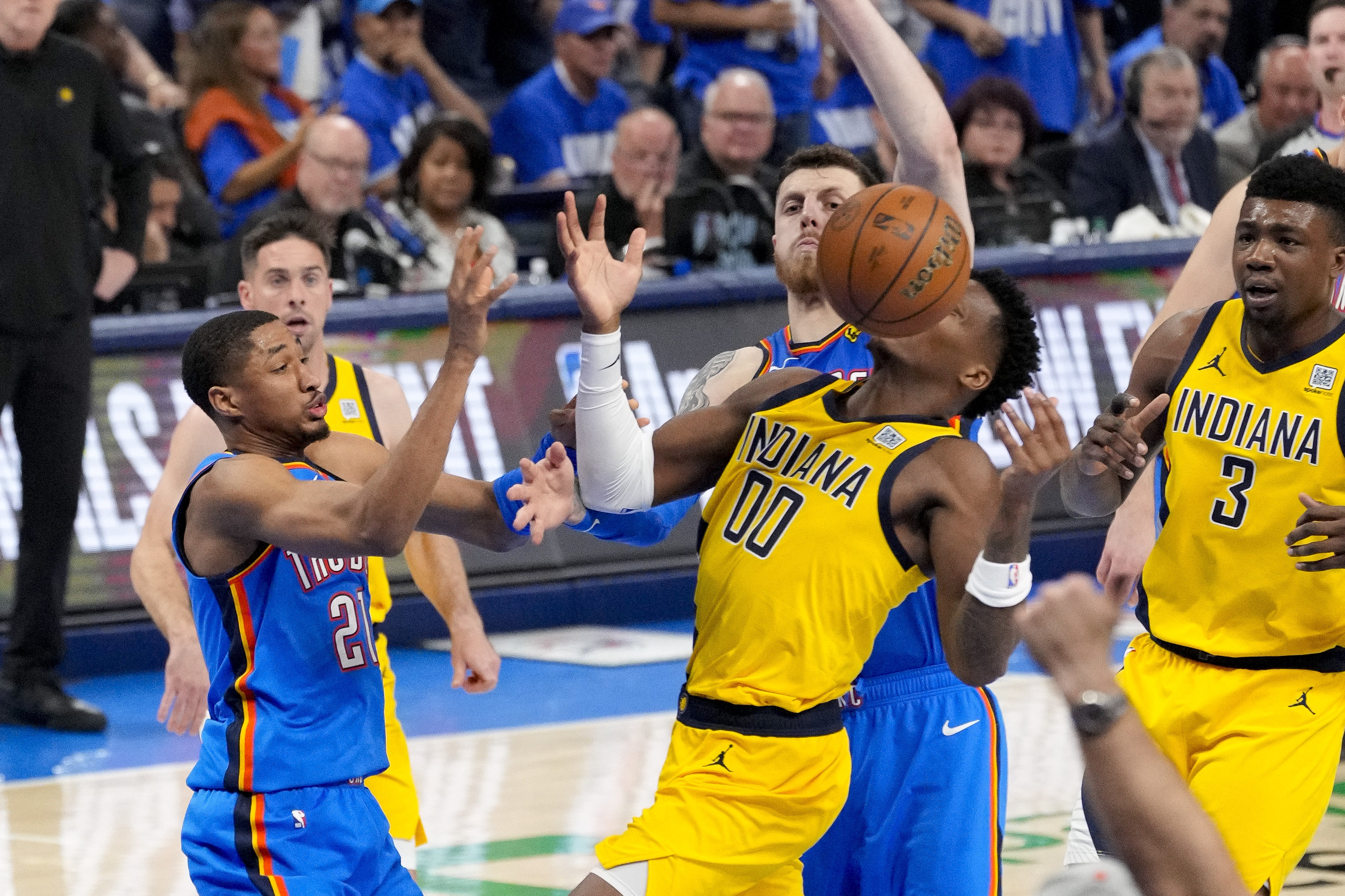 蕭華：湖人綠軍公牛至今仍有大量球迷 雷步也可以和大市場(chǎng)競爭