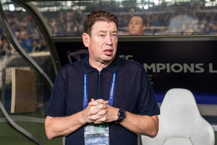 滬媒評申花：主要問(wèn)題在防守，后半階段體能下降跟不上深圳節奏