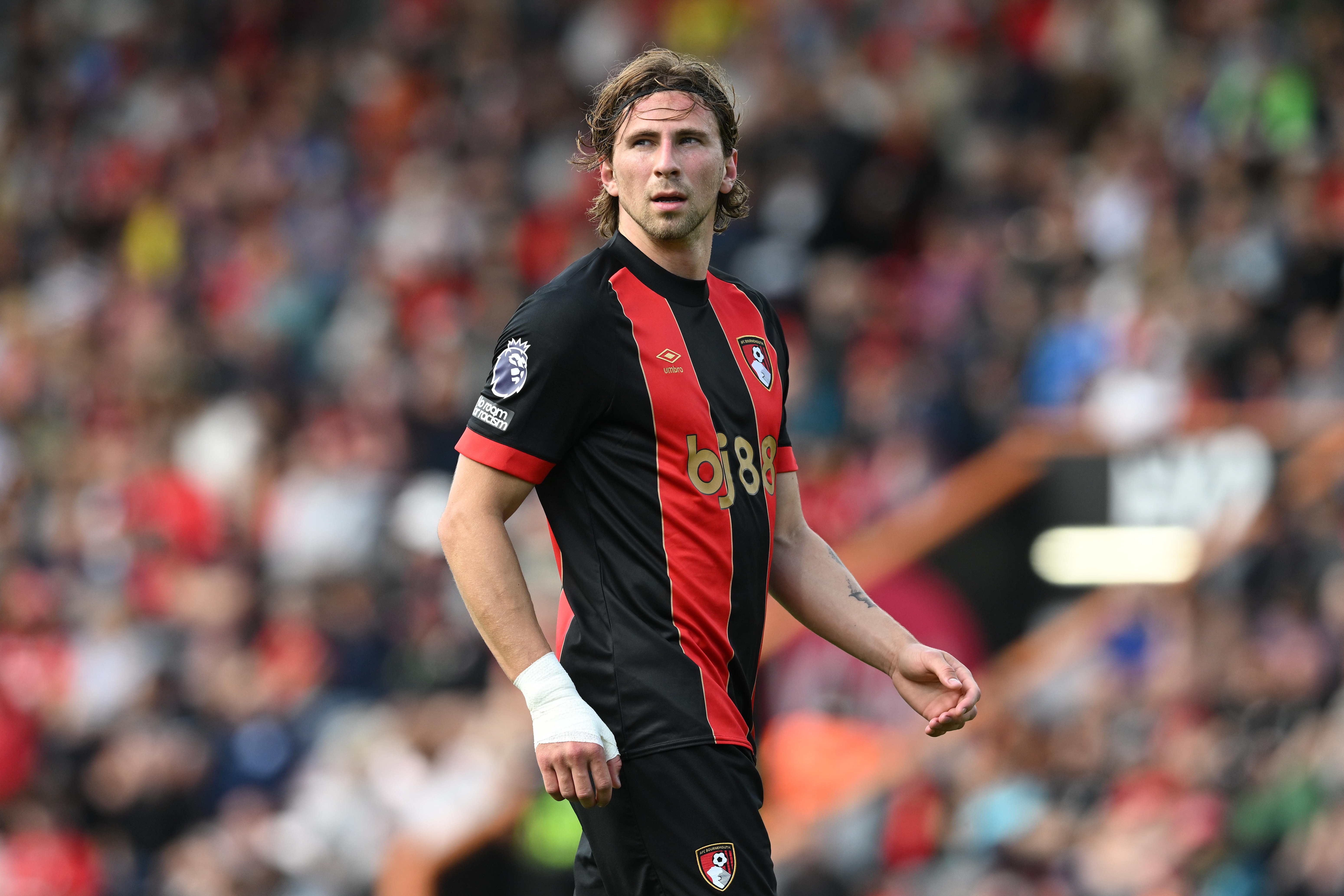 記者：巴黎與扎巴尼的轉會(huì )談判仍在推進(jìn)，前者正籌備新一輪報價(jià)