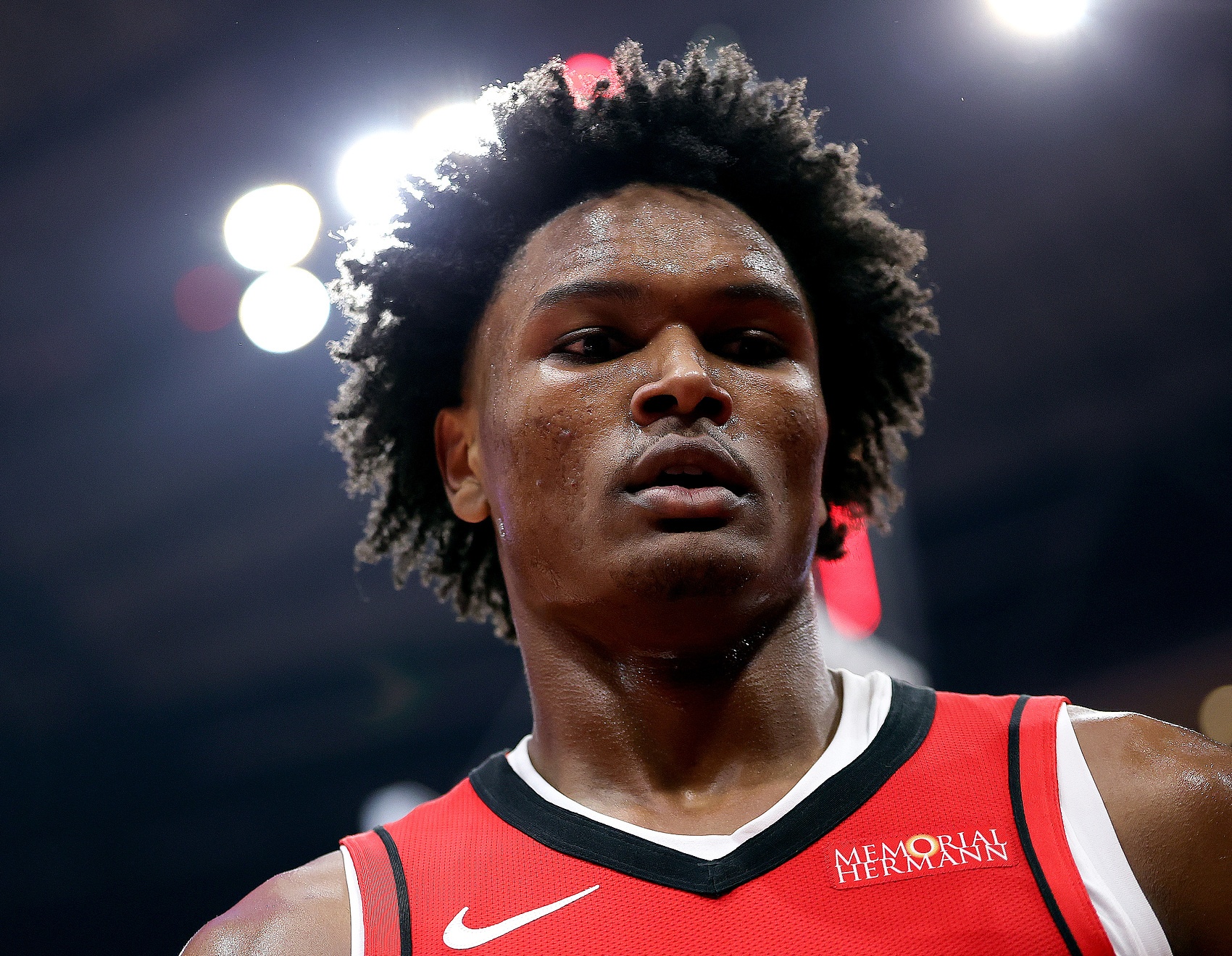 Scotto：火箭不愿在KD交易送出阿門(mén) 人們相信他們也不會(huì )送出申京