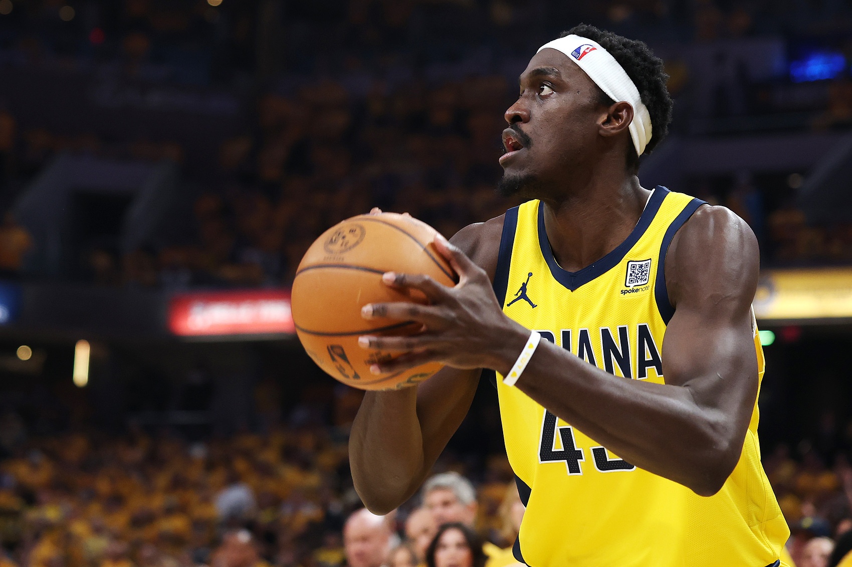 步行者上半場(chǎng)10失誤&西卡4次 雷霆全隊僅4次&利用失誤得到15分