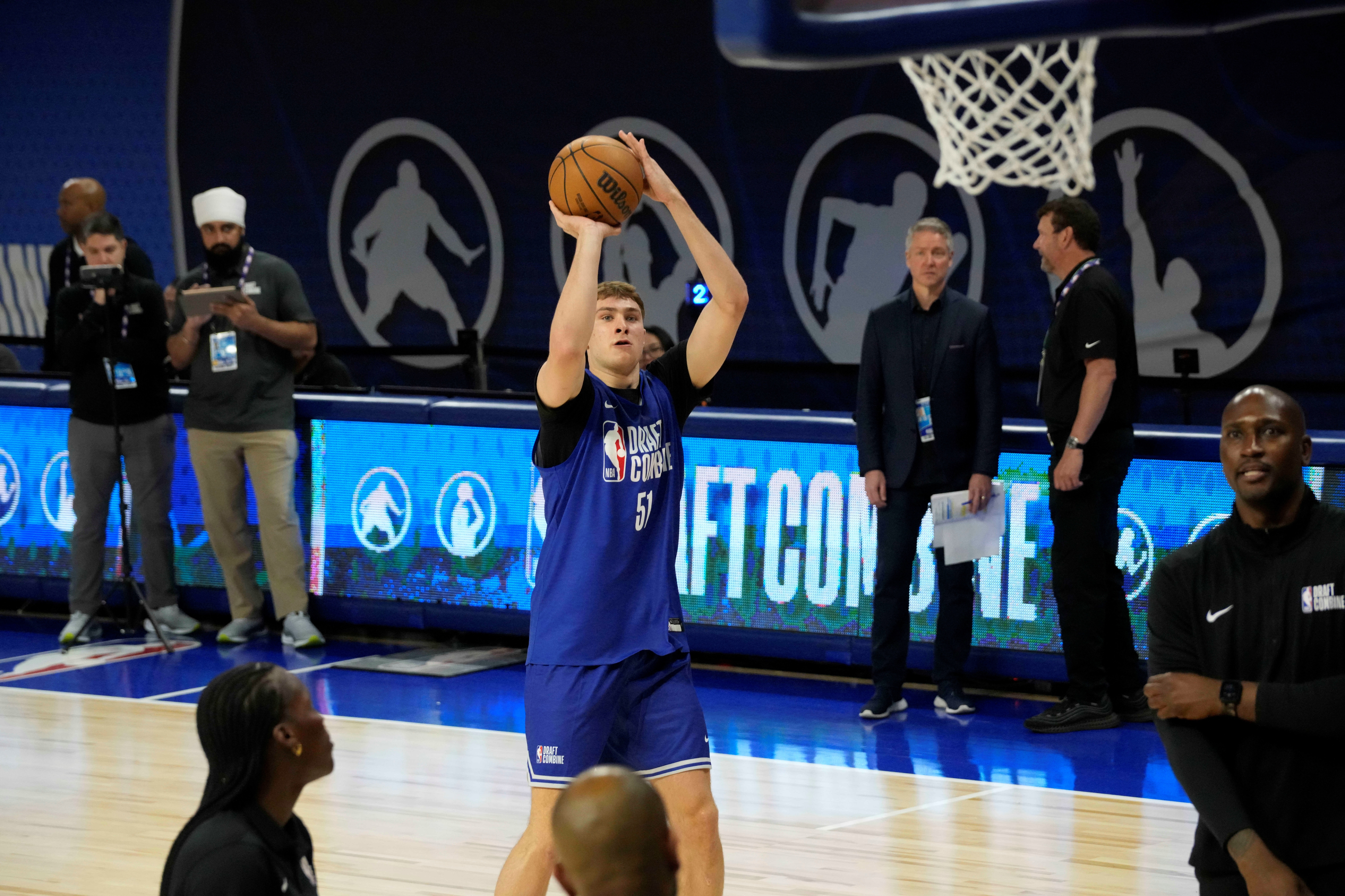 獨行俠記者：弗拉格將和哈里森&基德共進(jìn)晚餐 還會(huì )和一些隊員會(huì )面