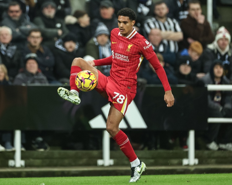 羅馬諾：寬薩與藥廠(chǎng)達成個(gè)人協(xié)議，轉會(huì )費預計3000萬(wàn)鎊+附加條款