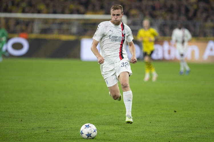 斯基拉：博洛尼亞不會(huì )買(mǎi)斷波貝加，希望與米蘭談判續租或降價(jià)