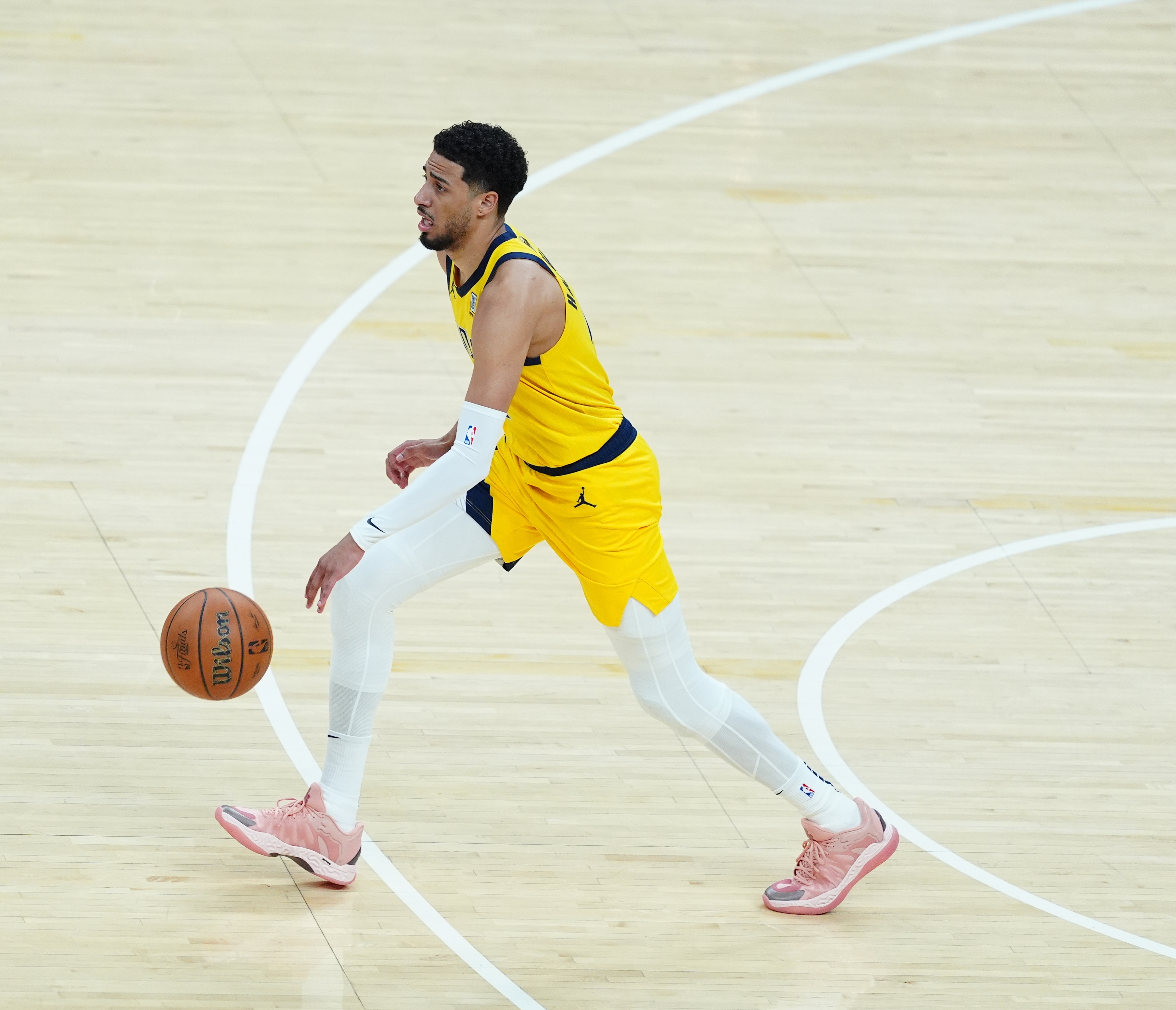 特納：哈利伯頓一路走來(lái)表現很出色 以這種方式結束令人心碎