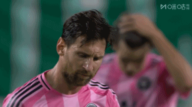 邁阿密7分鐘丟2球，梅西無(wú)奈搖頭