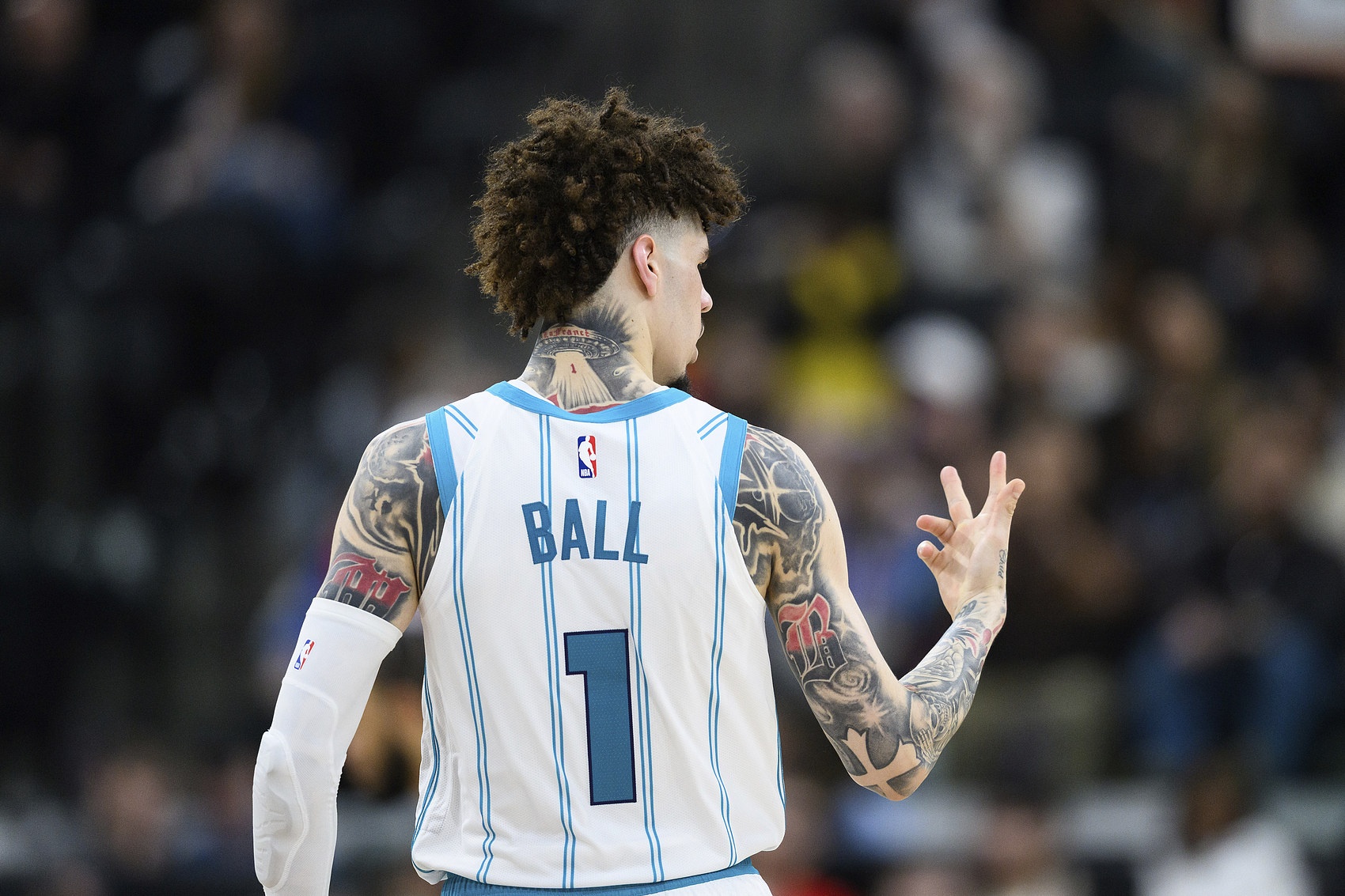 眾矢之的??美記：前七熱門(mén)新秀僅一人為黃蜂試訓 其余均拒絕