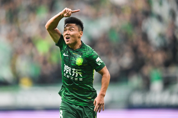 博主：截至目前方昊并未確定前往亞泰效力，他昨天跟隊前往梅州