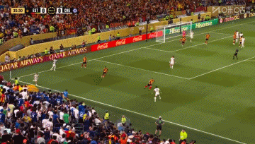 越位在先，德拉普補射被對方球員解圍