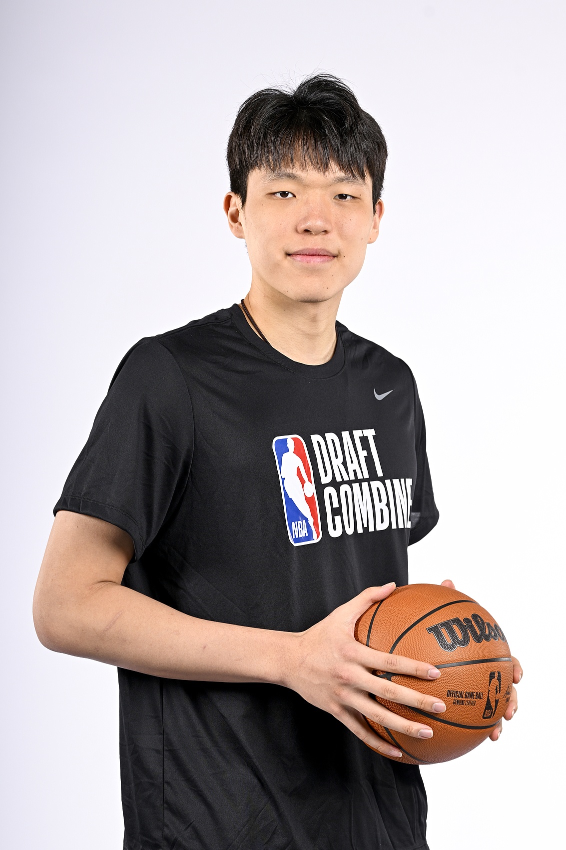 王猛：若籃網(wǎng)的26&27順位在選秀前沒(méi)交易出去 有個(gè)位置是楊瀚森的