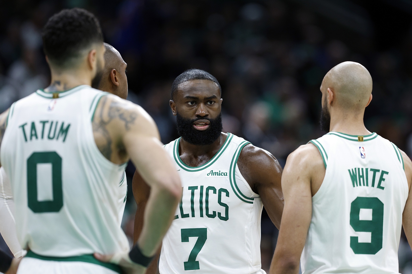 季孟年：綠軍可能繼續尋求交易 他們希望得到薪金靈活性&陣容深度