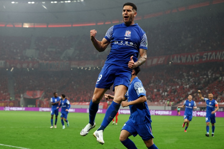 劉越：申花的板凳深度更勝一籌 中超爭冠海港有掉隊可能性