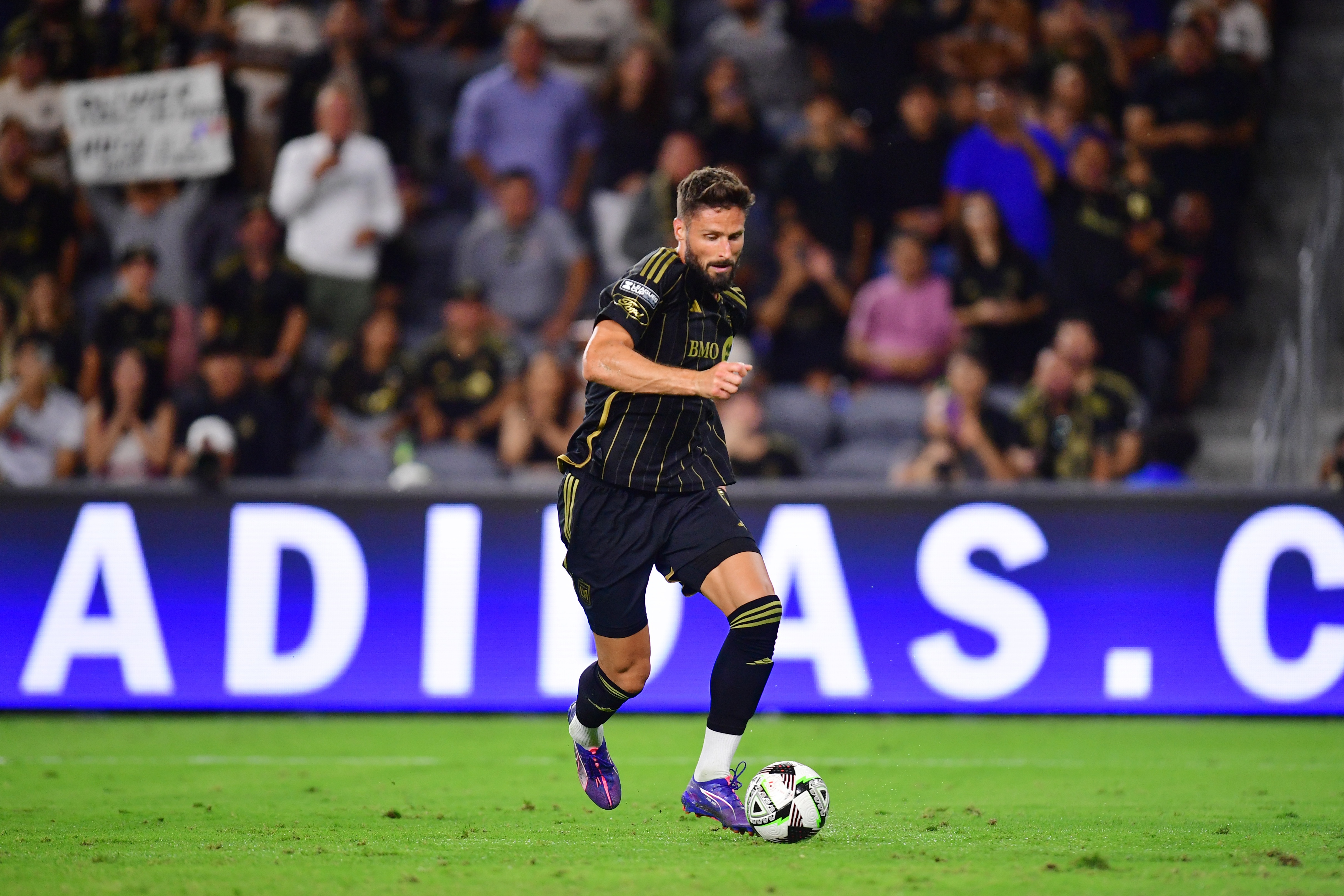 大吉魯重返歐洲？法媒：里爾有意簽下38歲吉魯