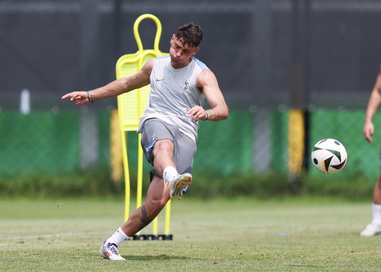 記者：阿根廷競技700萬(wàn)美元報價(jià)貝利斯，含30%轉售增值收益分成