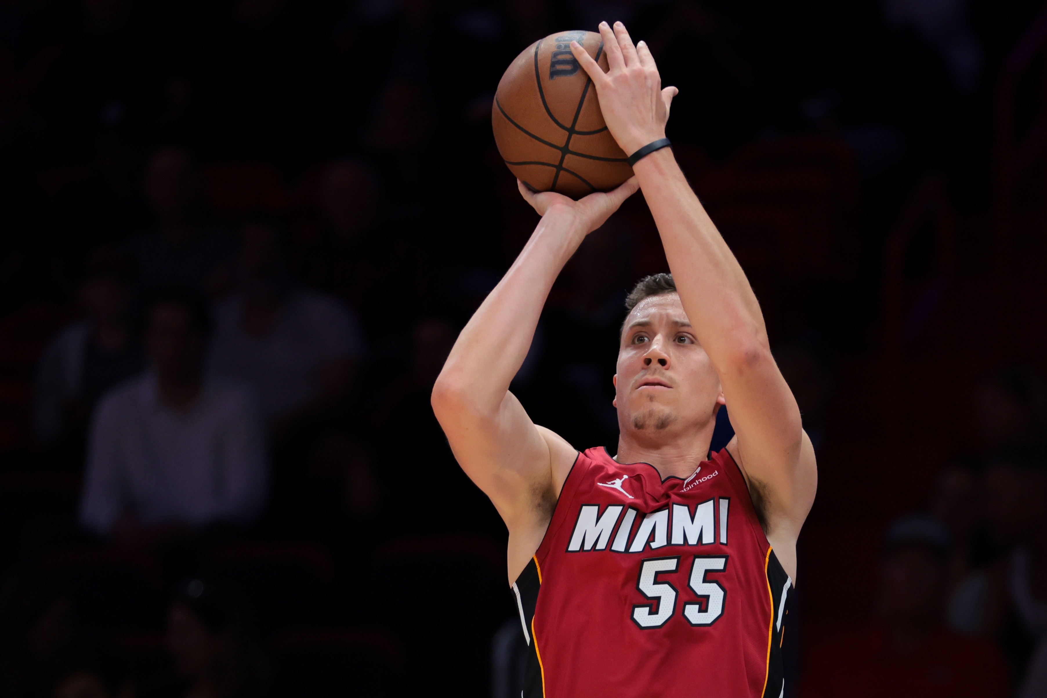 Stein：活塞對鄧肯-羅賓遜有意 或通過(guò)先簽后換達成