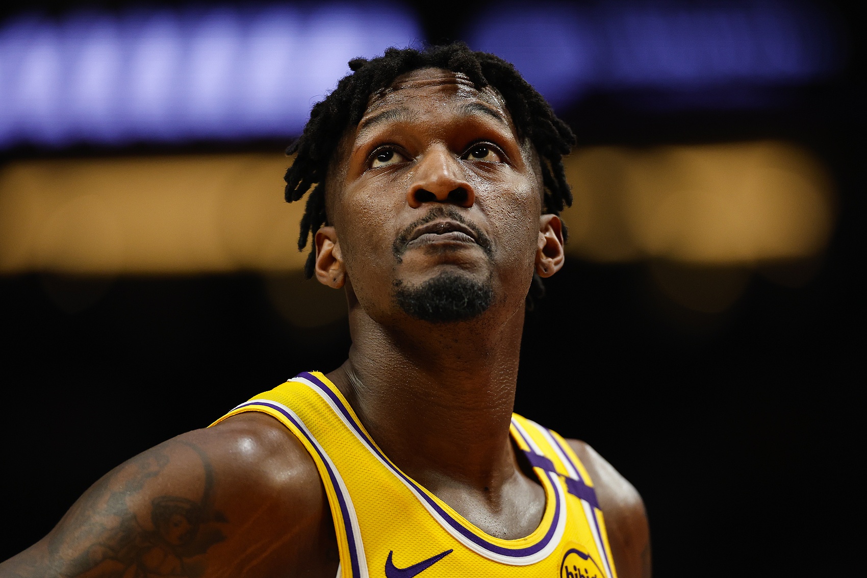 Stein：芬尼-史密斯放棄下賽季球員選項決定 令眾多觀(guān)察人士意外