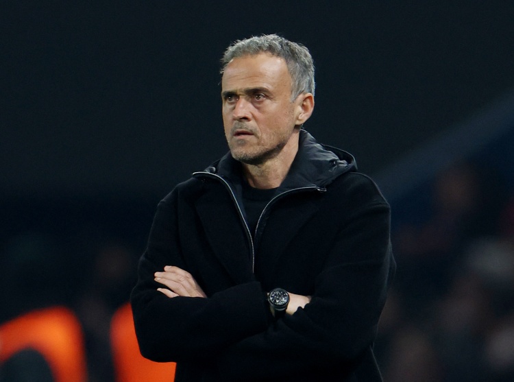 法甲單賽季正式比賽進(jìn)球最多俱樂(lè )部：巴黎171球和162球包攬前二