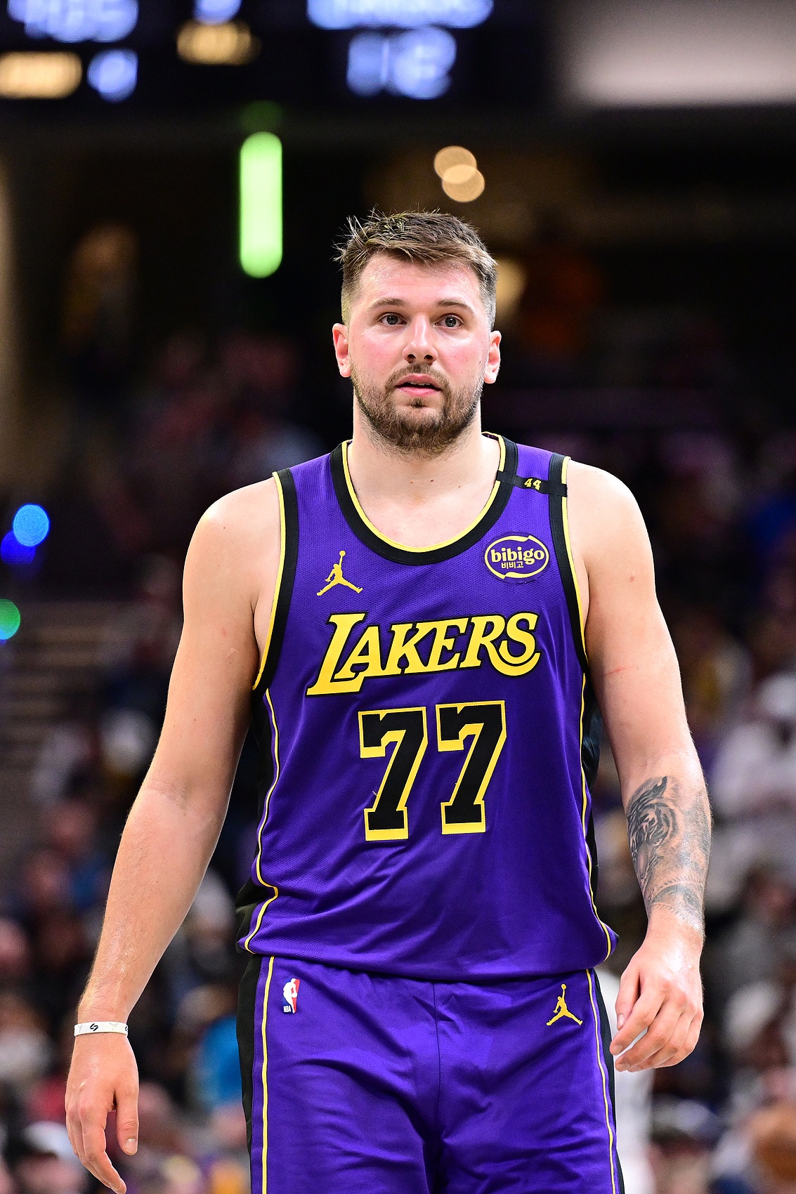 無(wú)緣5年3.45億！簽3年1.65億？名記：普遍預計東契奇將和湖人續約