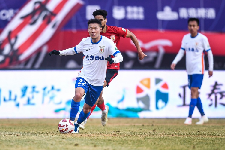 李源一代表三支不同球隊在中超對陣河南完成過(guò)助攻，無(wú)人比他更多