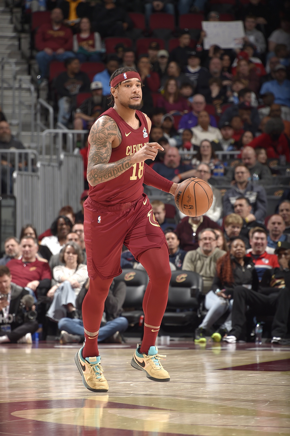 Scotto：騎士拒絕執行奧基基255萬(wàn)球隊選項 他將成為完全自由球員