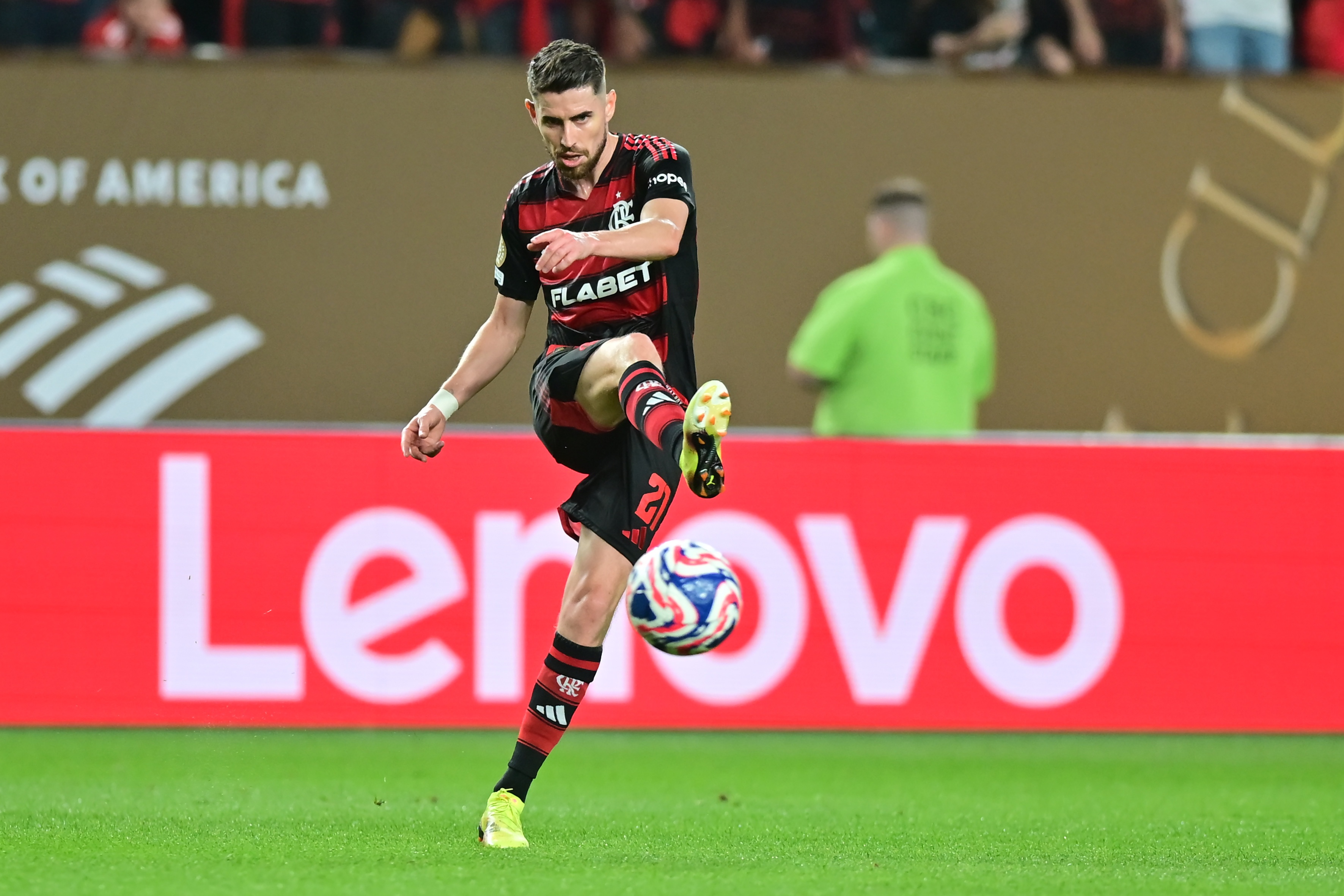 大師級！若鳥(niǎo)對陣拜仁全場(chǎng)16次穿透性傳球，壓迫下傳球成功率100%