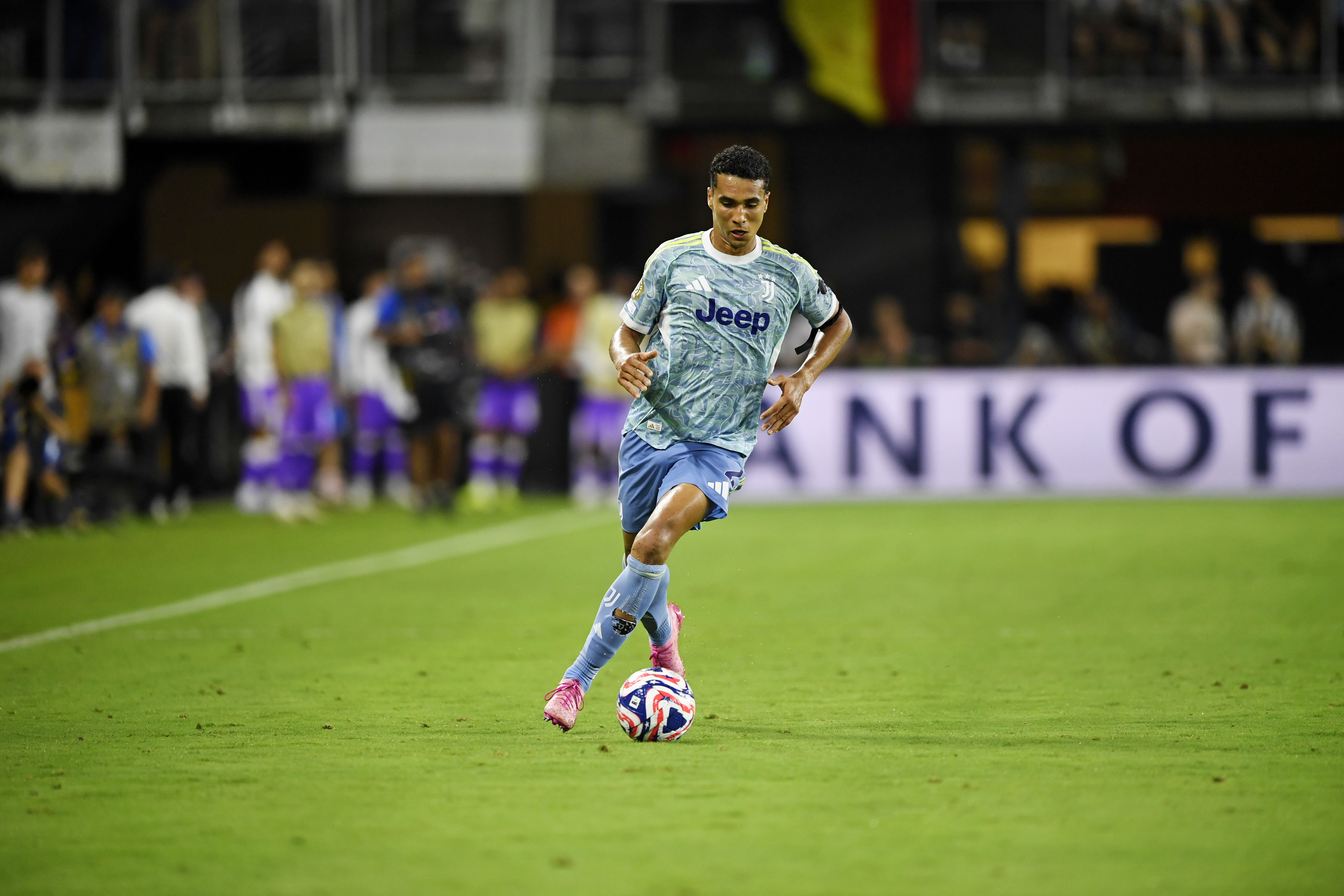 這個(gè)不賣(mài)！記者：加拉塔薩雷問(wèn)價(jià)阿爾貝托-科斯塔，尤文拒絕出售