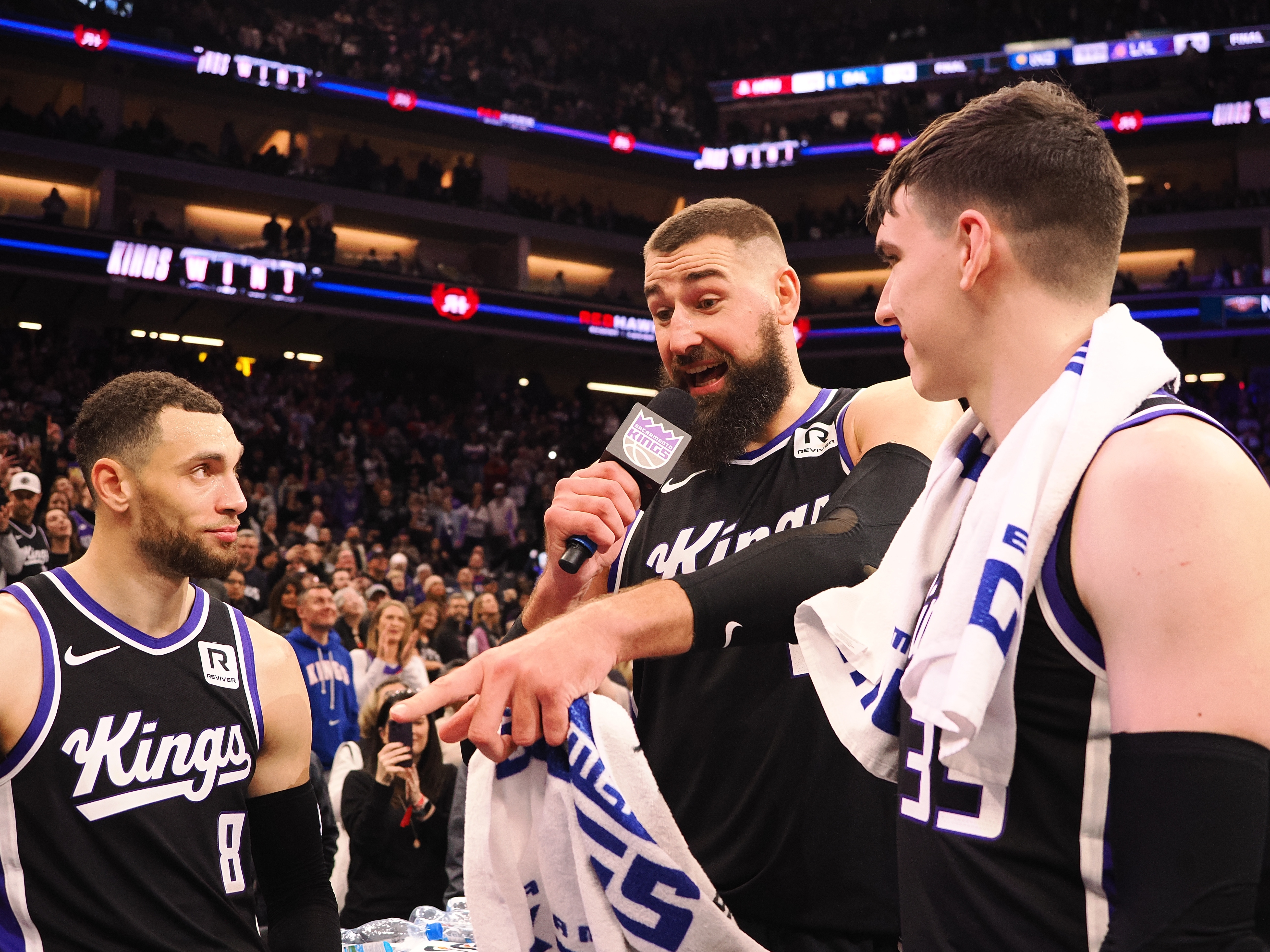 美記：國王原本有意續約拉拉維亞 他兩年1200萬(wàn)美元薪水全額保障