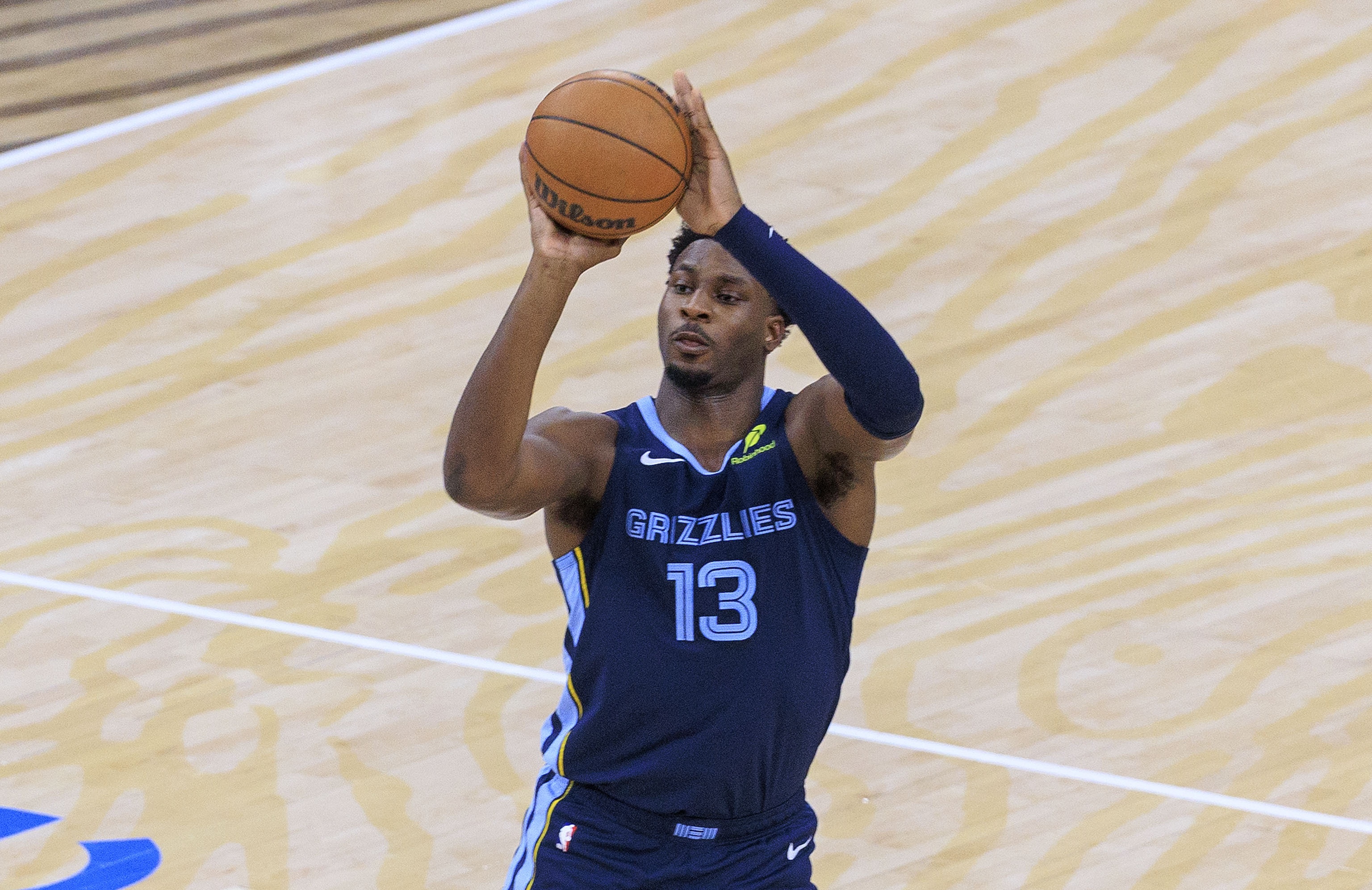 數據網(wǎng)站曬JJJ灰熊成就：1次最佳防守球員 2次全明星 3次最佳防陣