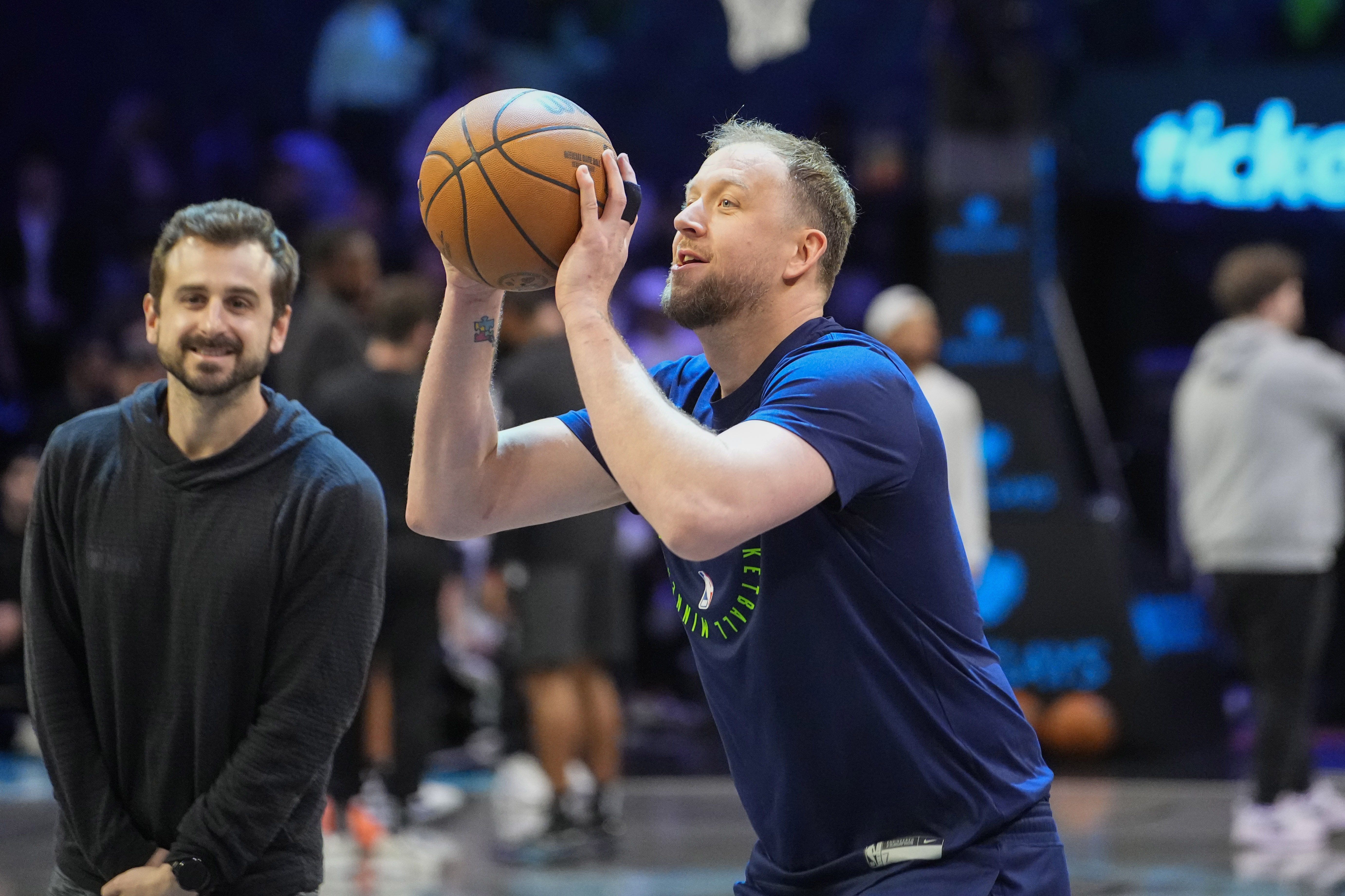 第12個(gè)賽季！Shams：老將英格爾斯1年360萬(wàn)美元回歸森林狼