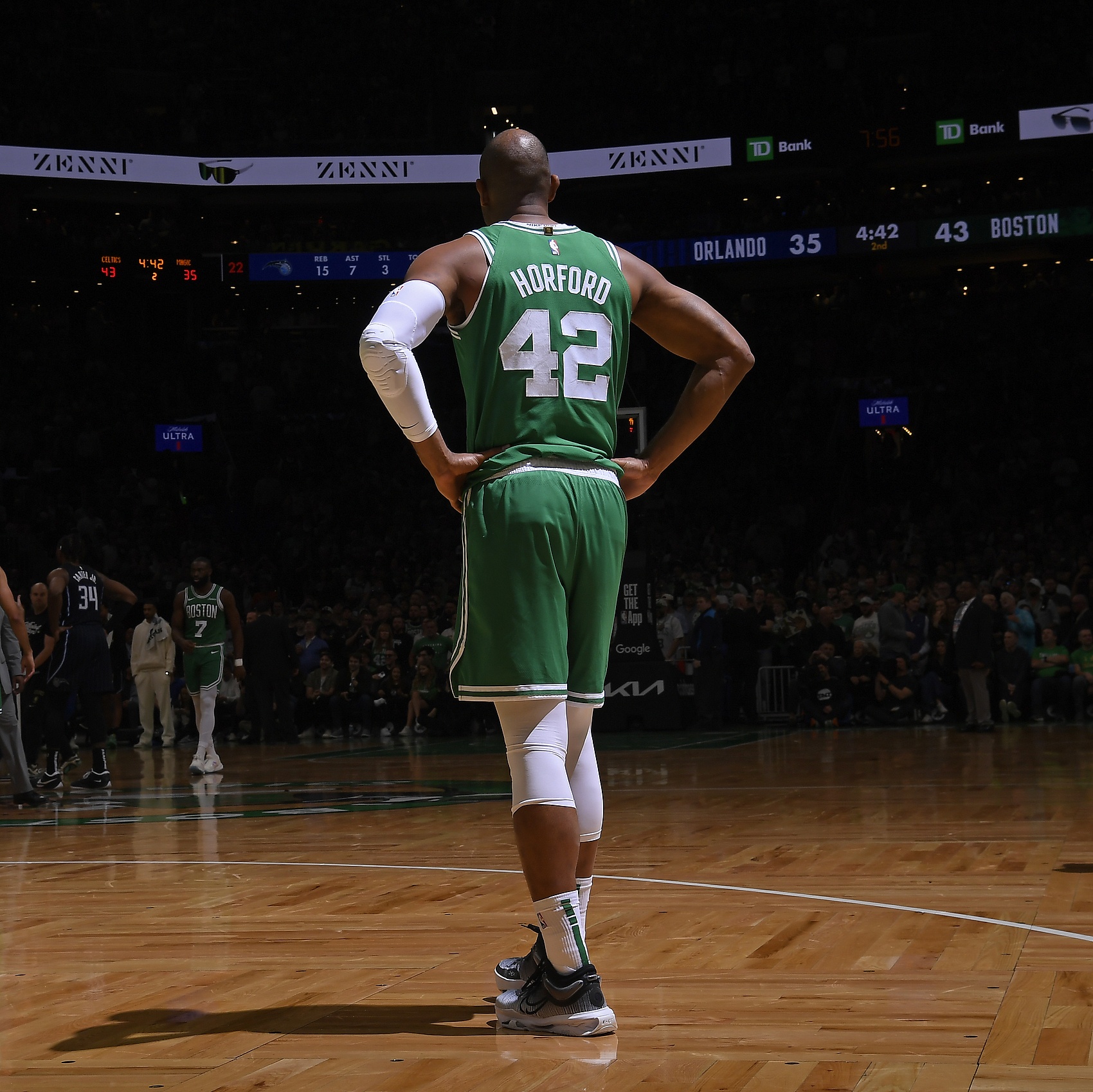 勇士魅力不足??名記：霍福德還在觀(guān)望是否有其他選擇！