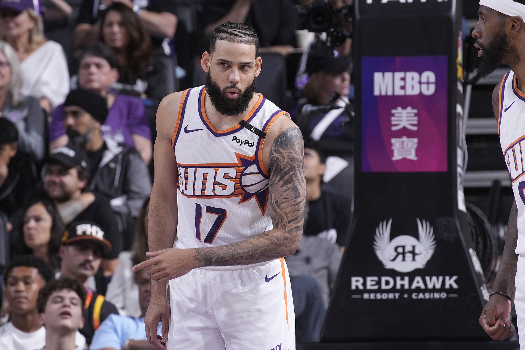 隊記：太陽(yáng)將不會(huì )留下科迪-馬丁 后者將成為完全自由球員