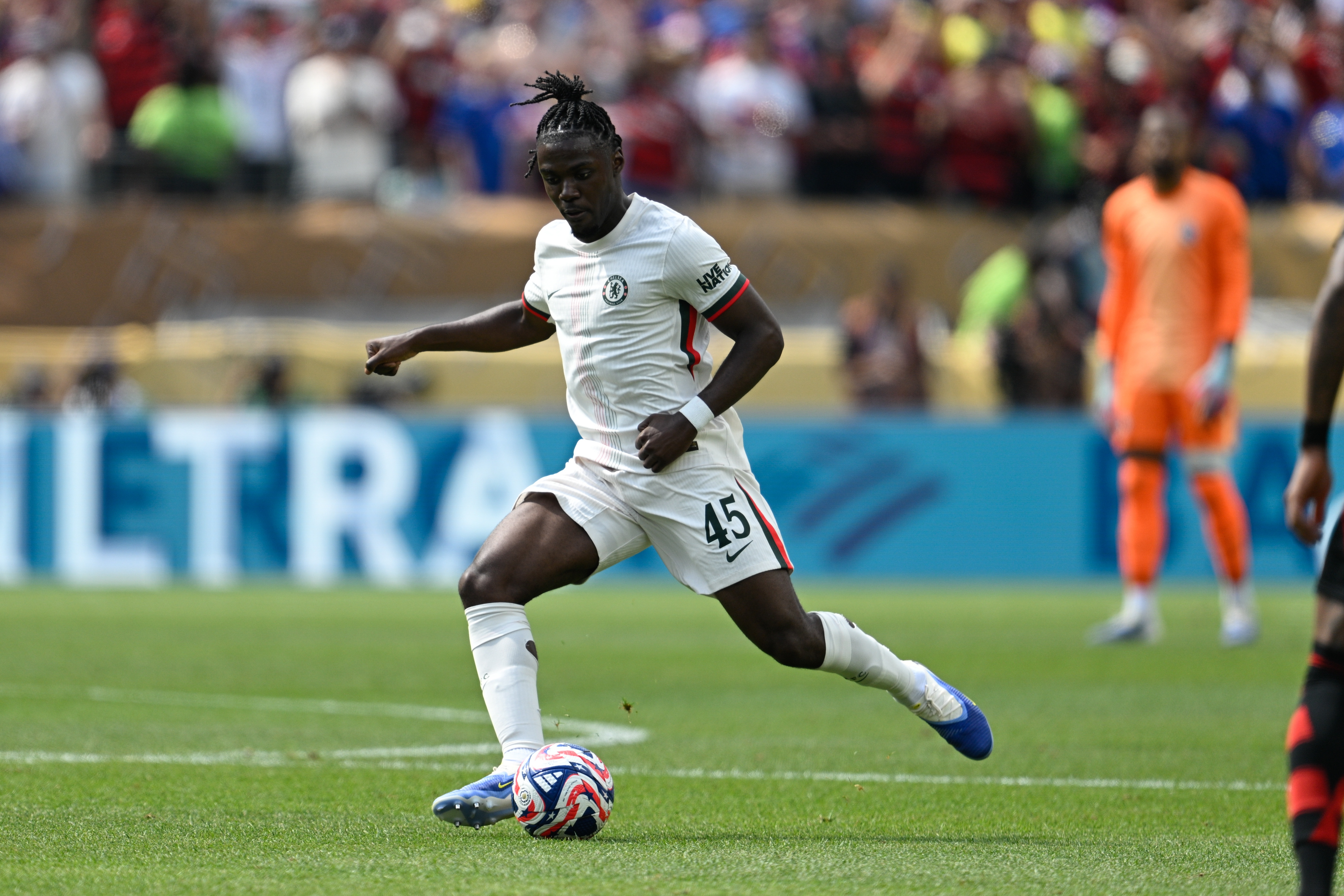 拉維亞：對帕爾梅拉斯我們并非熱門(mén)；戰勝本菲卡的比賽太瘋狂了